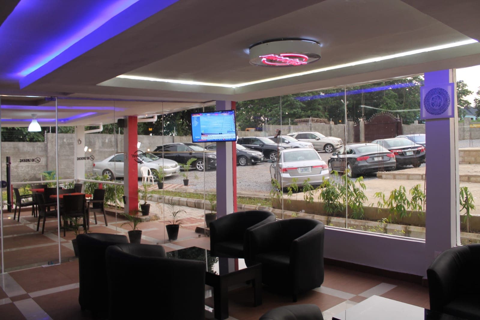 Stopover Bar & Grill hero
